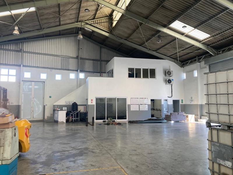 To Let Commercial Property for Rent in North End Eastern Cape